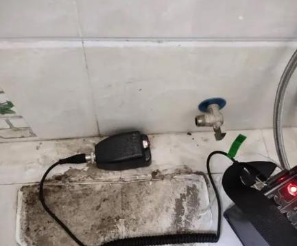 渝水屋顶漏水维修公司分享下卫生间漏水的危害及解决方法